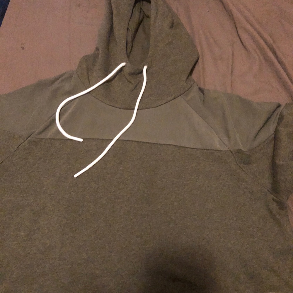 Nikki b gymshark cropped hoodie